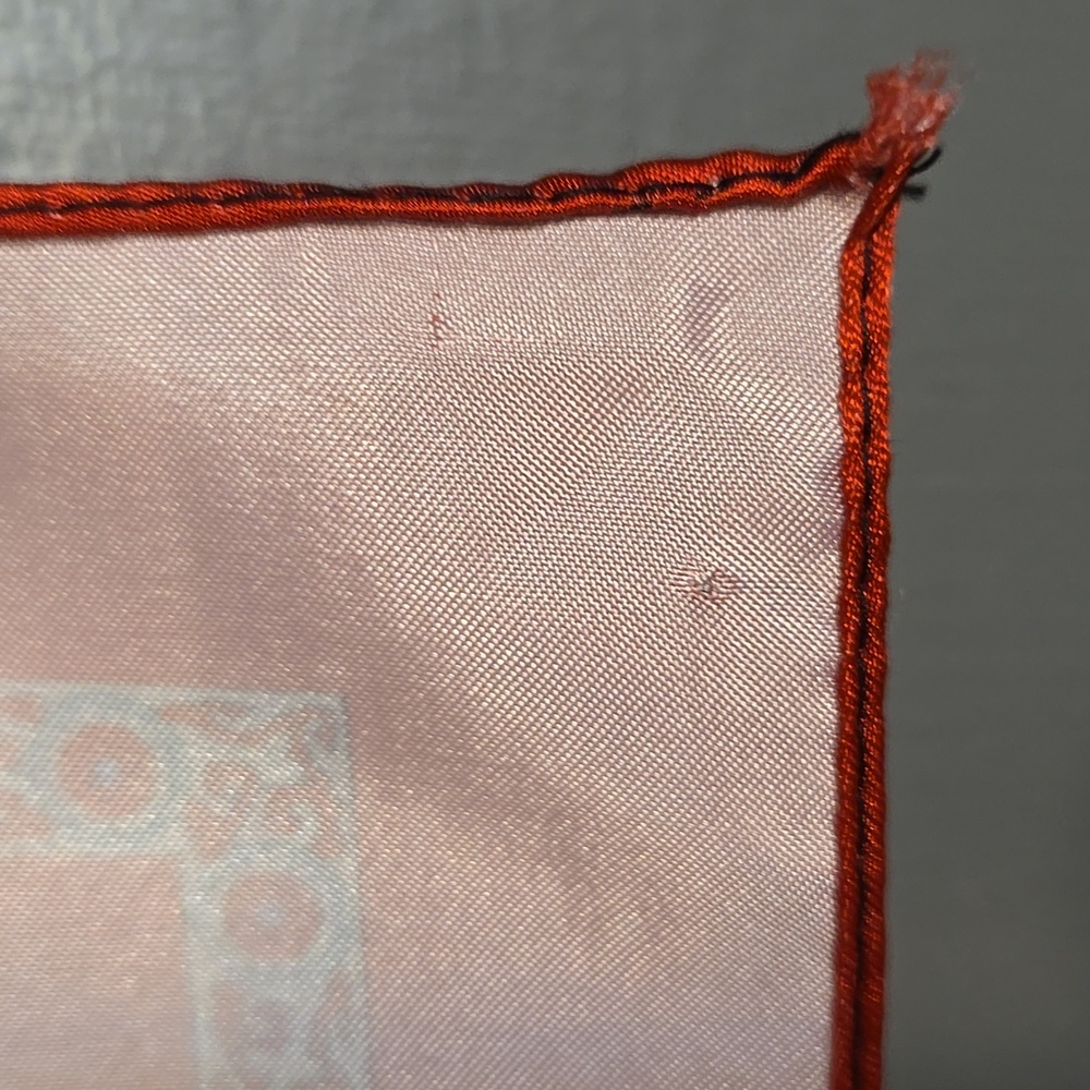 Red Patterned Pocket Square - Picture 4 of 4